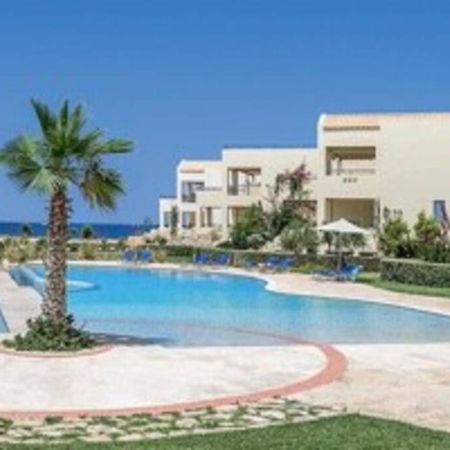 Odyssey Beach Front Apartment ハニア エクステリア 写真