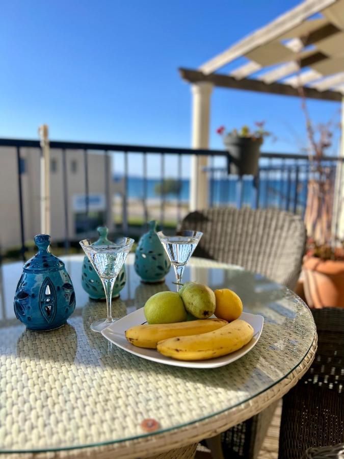 Odyssey Beach Front Apartment ハニア エクステリア 写真