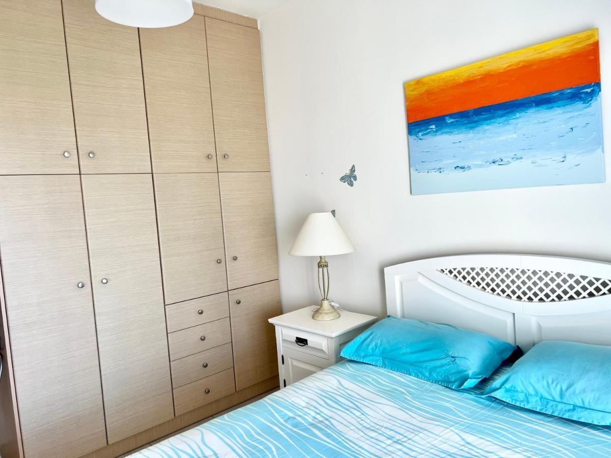 Odyssey Beach Front Apartment ハニア エクステリア 写真