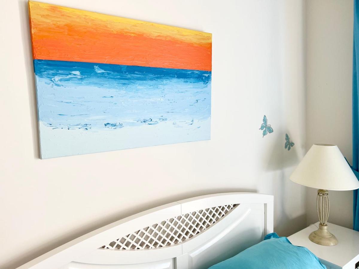 Odyssey Beach Front Apartment ハニア エクステリア 写真