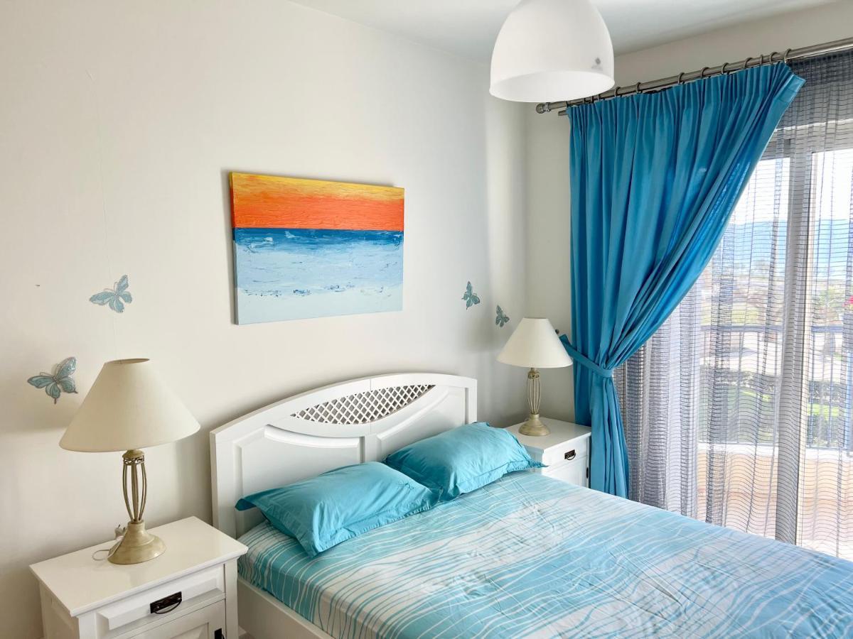 Odyssey Beach Front Apartment ハニア エクステリア 写真